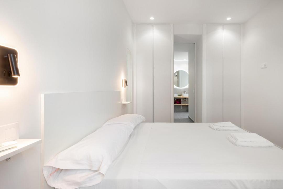 1 Bedroom 1 Bathroom Furnished - Salamanca - Modern - Mintystay Мадрид Екстериор снимка