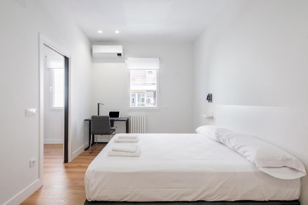 1 Bedroom 1 Bathroom Furnished - Salamanca - Modern - Mintystay Мадрид Екстериор снимка